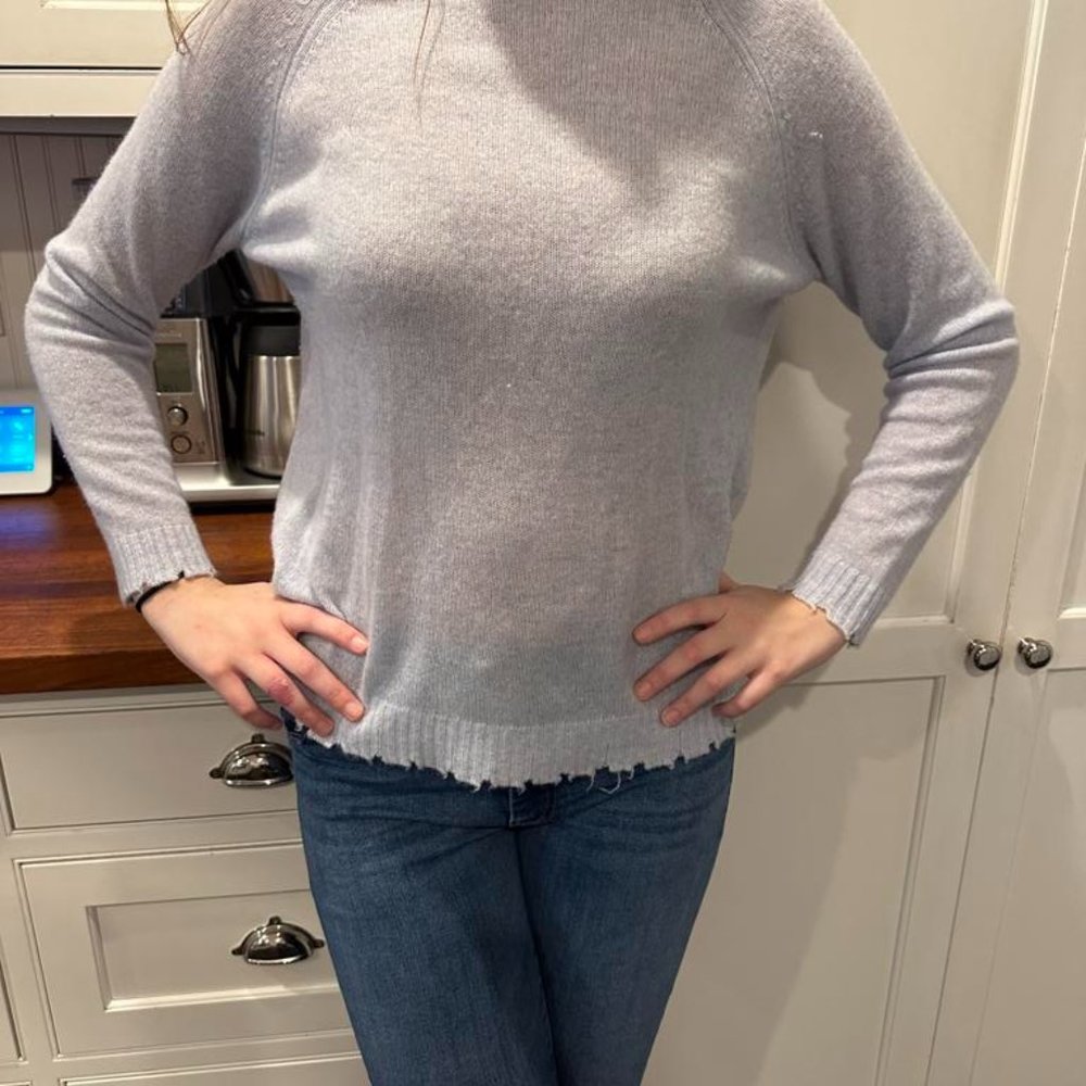 Minnie Rose cashmere Light Blue Sweater